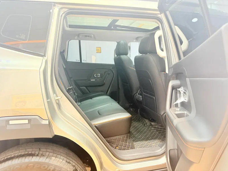 Jetour Freedom 2025 1.5TD Explorer intérieur photo 14 Jetour Freedom 2025 1.5TD Explorer intérieur photo 14