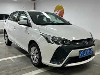 Toyota Yaris L 2017 1.5E CVT Ускоренная обновленная версия экстерьер фото 3 Toyota Yaris L 2017 1.5E CVT Ускоренная обновленная версия экстерьер фото 3