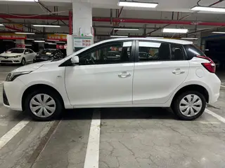Toyota Yaris L 2017 1.5E CVT Ускоренная обновленная версия экстерьер фото 4 Toyota Yaris L 2017 1.5E CVT Ускоренная обновленная версия экстерьер фото 4