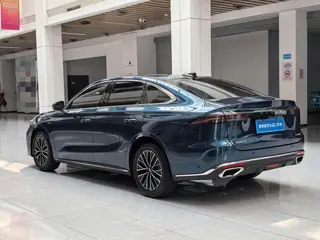 Geely Emgrand 2026 5e génération 1.5T DCT Modèle phare extérieur photo 6 Geely Emgrand 2026 5e génération 1.5T DCT Modèle phare extérieur photo 6