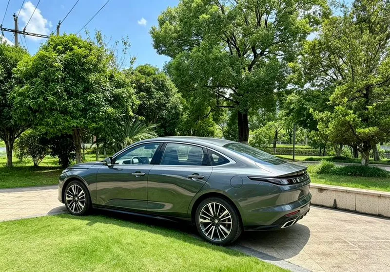 Changan Eado 2026 Fourth generation 1.5T DCT 500Bar Smart Enjoyment exterior photo 6 Changan Eado 2026 Fourth generation 1.5T DCT 500Bar Smart Enjoyment exterior photo 6