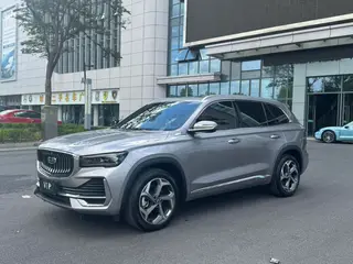 Geely Monjaro 2024 2.0TD Высокая работа автоматическая версия с двумя приводами