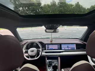Geely Monjaro 2024 2.0TD High-power automatic two-wheel drive cloud version interior photo 11 Geely Monjaro 2024 2.0TD High-power automatic two-wheel drive cloud version interior photo 11