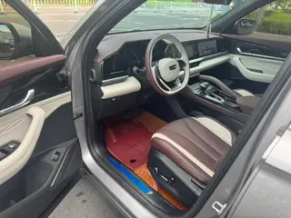 Geely Monjaro 2024 2.0TD High-power automatic two-wheel drive cloud version interior photo 12 Geely Monjaro 2024 2.0TD High-power automatic two-wheel drive cloud version interior photo 12
