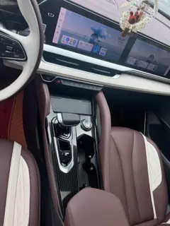 Geely Monjaro 2024 2.0TD High-power automatic two-wheel drive cloud version interior photo 14 Geely Monjaro 2024 2.0TD High-power automatic two-wheel drive cloud version interior photo 14