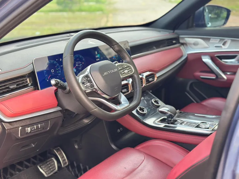 Jetour X70 PLUS 2021 1.6T DCT Tierra Pro 5 Asiento exterior foto 9 Jetour X70 PLUS 2021 1.6T DCT Tierra Pro 5 Asiento exterior foto 9