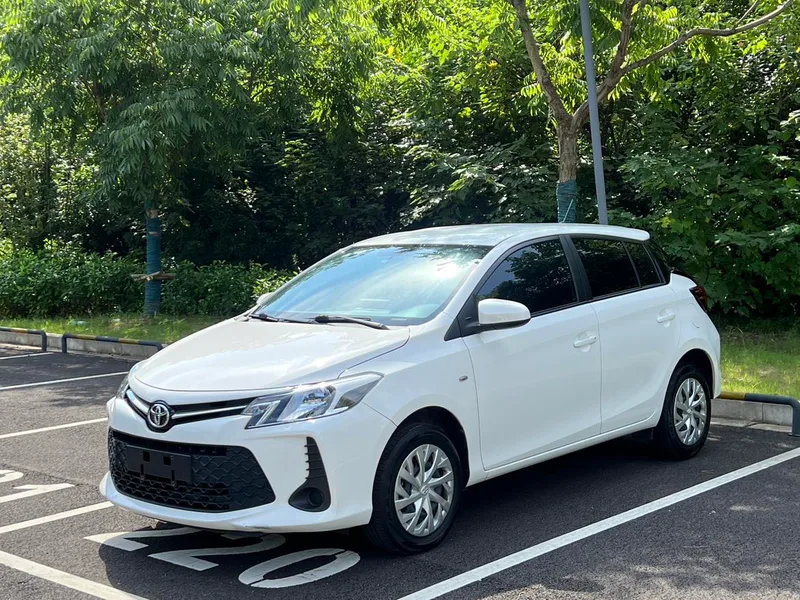 Toyota Vios FS 2022 1.5L CVT Fengchi CARE Version extérieur photo 1 Toyota Vios FS 2022 1.5L CVT Fengchi CARE Version extérieur photo 1