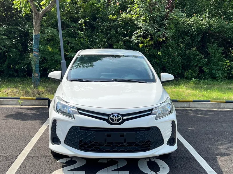 Toyota Vios FS 2022 1.5L CVT Fengchi CARE Version extérieur photo 2 Toyota Vios FS 2022 1.5L CVT Fengchi CARE Version extérieur photo 2