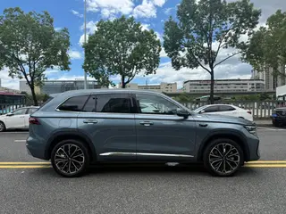 Geely Monjaro 2026 2.0TD High-power automatic four-wheel drive oriental obsidian full moon version exterior photo 7 Geely Monjaro 2026 2.0TD High-power automatic four-wheel drive oriental obsidian full moon version exterior photo 7