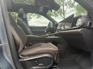 Geely Monjaro 2026 2.0TD High-power automatic four-wheel drive oriental obsidian full moon version interior photo 20 Geely Monjaro 2026 2.0TD High-power automatic four-wheel drive oriental obsidian full moon version interior photo 20