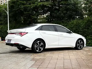 Hyundai Elantra 2021 1.5L CVT GLX Version d'élite extérieur photo 6 Hyundai Elantra 2021 1.5L CVT GLX Version d'élite extérieur photo 6