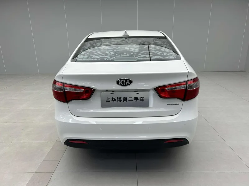 Kia K2 2012 Трёхобъёмный 1.6L AT Premium Памятное издание экстерьер фото 5 Kia K2 2012 Трёхобъёмный 1.6L AT Premium Памятное издание экстерьер фото 5