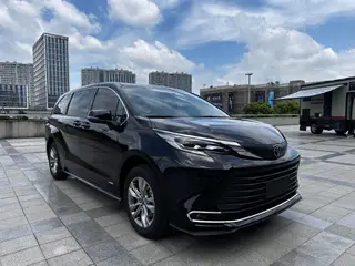Toyota Sienna 2024 Двойной двигатель 2.5L Комфорт-версия экстерьер фото 3 Toyota Sienna 2024 Двойной двигатель 2.5L Комфорт-версия экстерьер фото 3