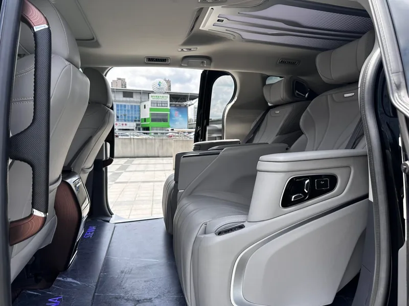 Toyota Sienna 2024 Двойной двигатель 2.5L Комфорт-версия экстерьер фото 7 Toyota Sienna 2024 Двойной двигатель 2.5L Комфорт-версия экстерьер фото 7
