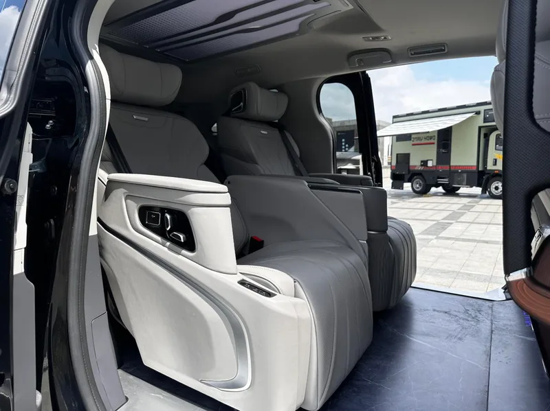 Toyota Sienna 2024 Двойной двигатель 2.5L Комфорт-версия интерьер фото 9 Toyota Sienna 2024 Двойной двигатель 2.5L Комфорт-версия интерьер фото 9
