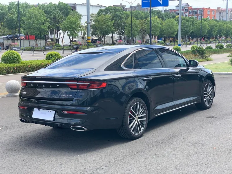 Geely Preface 2021 2.0T Acabado premium exterior foto 7