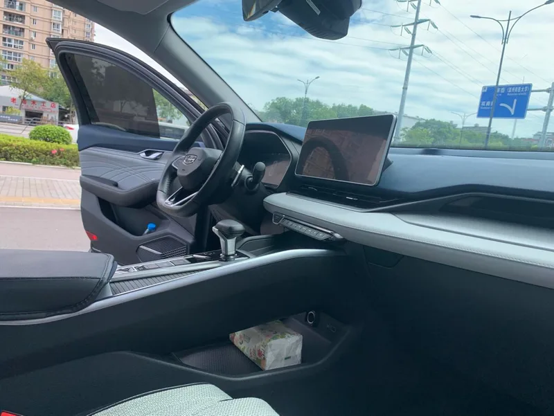 Geely Preface 2021 2.0T Acabado premium interior foto 16