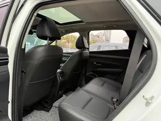 Hyundai Tucson 2022 Tucson L 1.5T LUX Versión de lujo de tracción a dos ruedas N Line interior foto 10