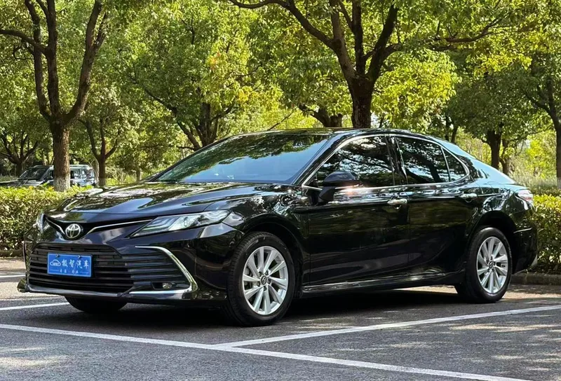 Toyota Camry 2021 2.0G Edición de lujo exterior foto 1 Toyota Camry 2021 2.0G Edición de lujo exterior foto 1
