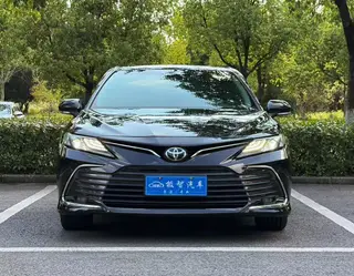 Toyota Camry 2021 2.0G Edición de lujo exterior foto 2 Toyota Camry 2021 2.0G Edición de lujo exterior foto 2