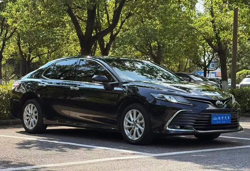 Toyota Camry 2021 2.0G Edición de lujo exterior foto 3 Toyota Camry 2021 2.0G Edición de lujo exterior foto 3