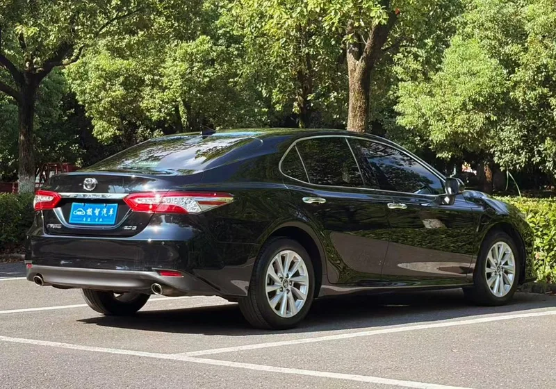 Toyota Camry 2021 2.0G Edición de lujo exterior foto 5 Toyota Camry 2021 2.0G Edición de lujo exterior foto 5