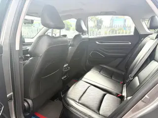 Geely Emgrand 2022 4th Gen 1.5L CVT Flagship exterior photo 5 Geely Emgrand 2022 4th Gen 1.5L CVT Flagship exterior photo 5
