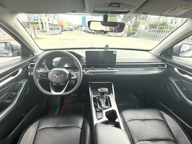 Geely Emgrand 2022 4th Gen 1.5L CVT Flagship interior photo 6 Geely Emgrand 2022 4th Gen 1.5L CVT Flagship interior photo 6