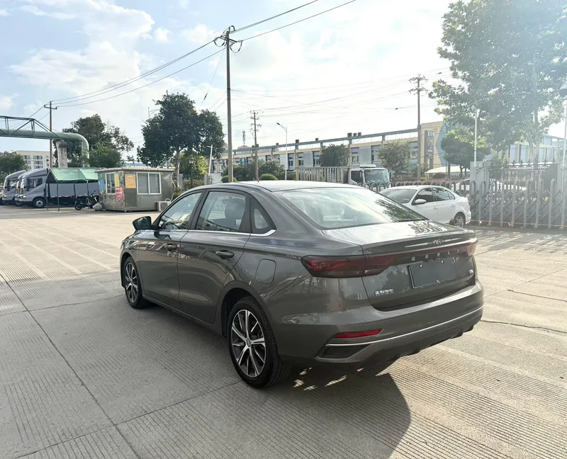 Geely Emgrand 2022 4th Gen 1.5L CVT Flagship interior photo 7 Geely Emgrand 2022 4th Gen 1.5L CVT Flagship interior photo 7
