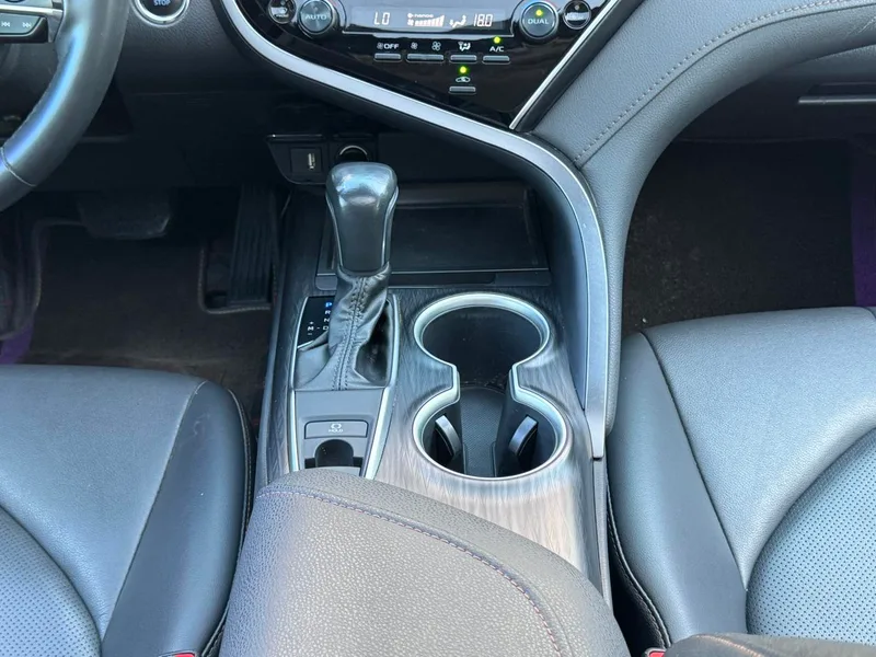 Toyota Camry 2023 2.0G Luxury Edition interior photo 15 Toyota Camry 2023 2.0G Luxury Edition interior photo 15