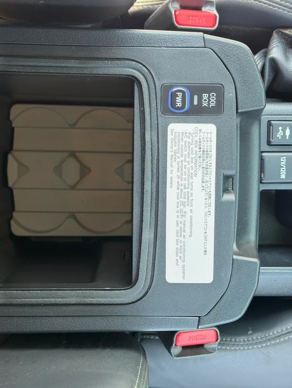 Toyota Prado 2018 3.5L Automatic TX-L Rear spare wheel interior photo 20