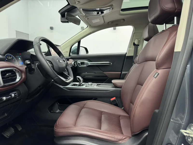 Geely Okavango 2022 1.8TD DCT Flagship exterior photo 4