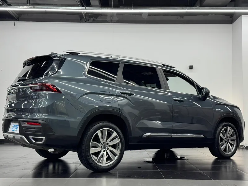 Geely Okavango 2022 1.8TD DCT Flagship interior photo 15