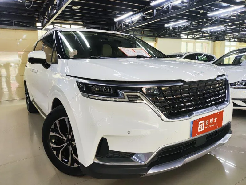 Kia Carnival 2021 2.0T Modelo insignia exterior foto 2