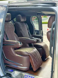 Toyota Sienna 2021 2.5L Hybrid Ultimate Edition exterior photo 3 Toyota Sienna 2021 2.5L Hybrid Ultimate Edition exterior photo 3