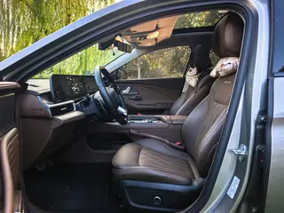 Chery Arrizo 8 2023 High-energy version 2.0T DCT Imperial interior photo 16 Chery Arrizo 8 2023 High-energy version 2.0T DCT Imperial interior photo 16