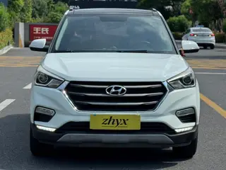 Hyundai ix25 2017 1.6L Tipo inteligente automático exterior foto 2 Hyundai ix25 2017 1.6L Tipo inteligente automático exterior foto 2