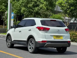 Hyundai ix25 2017 1.6L Tipo inteligente automático exterior foto 5 Hyundai ix25 2017 1.6L Tipo inteligente automático exterior foto 5