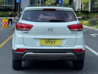 Hyundai ix25 2017 1.6L Tipo inteligente automático exterior foto 6 Hyundai ix25 2017 1.6L Tipo inteligente automático exterior foto 6