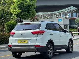 Hyundai ix25 2017 1.6L Tipo inteligente automático exterior foto 7 Hyundai ix25 2017 1.6L Tipo inteligente automático exterior foto 7