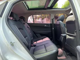 Hyundai ix25 2017 1.6L Tipo inteligente automático interior foto 11 Hyundai ix25 2017 1.6L Tipo inteligente automático interior foto 11