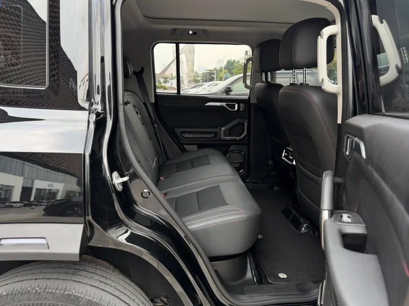 Jetour T2 2023 1.5TD Two-wheel drive Discover PRO interior photo 12