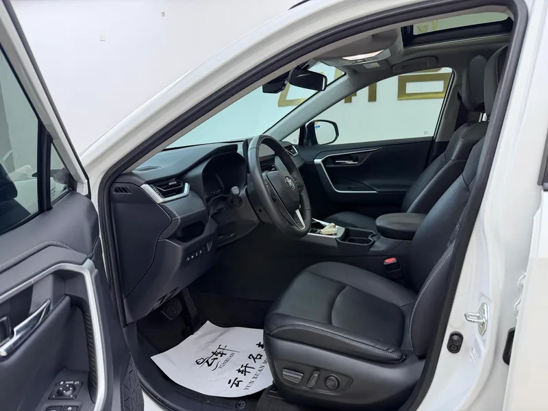 Toyota RAV4 2023 2.0L CVT Two-drive fashion PLUS version exterior photo 7 Toyota RAV4 2023 2.0L CVT Two-drive fashion PLUS version exterior photo 7