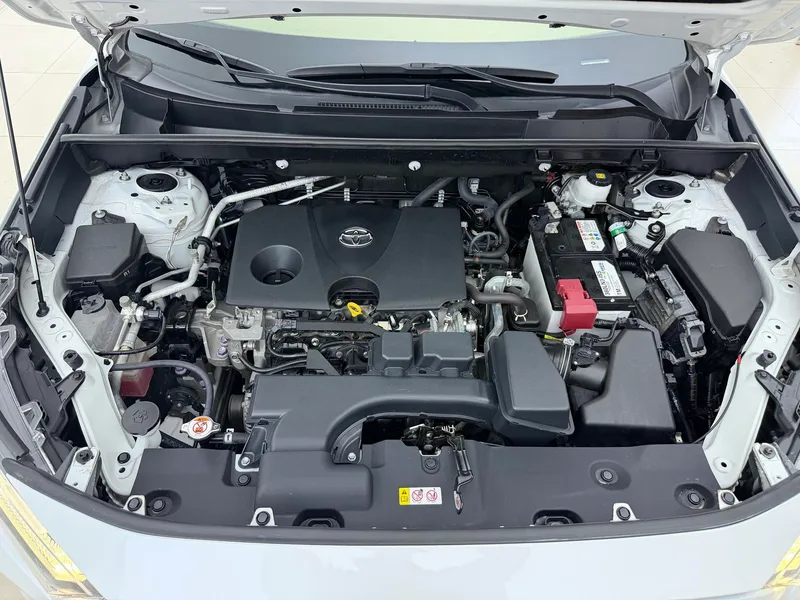Toyota RAV4 2023 2.0L CVT Two-drive fashion PLUS version interior photo 18 Toyota RAV4 2023 2.0L CVT Two-drive fashion PLUS version interior photo 18