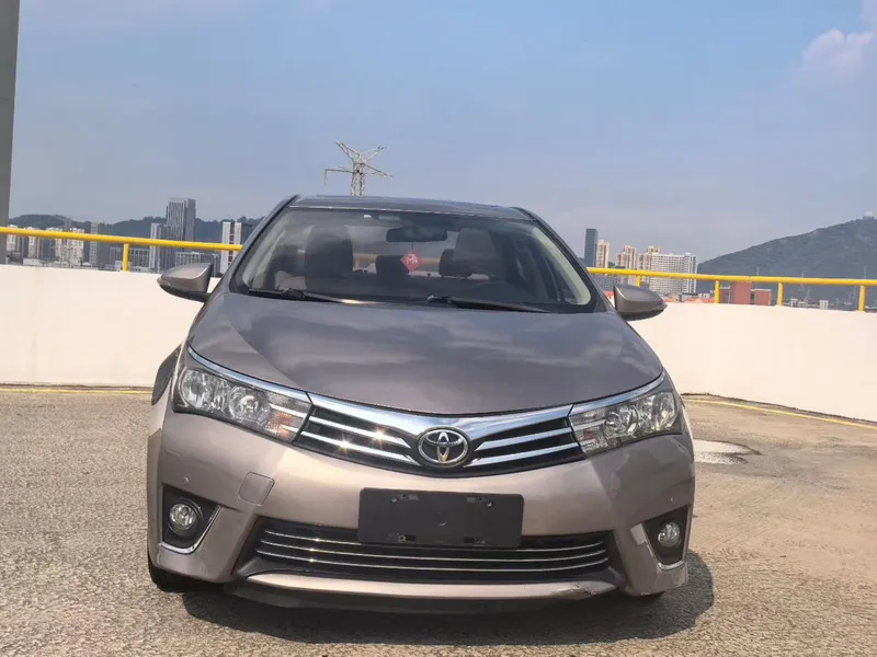 Toyota Corolla 2016 1.6L CVT GL-i Versión genial exterior foto 2 Toyota Corolla 2016 1.6L CVT GL-i Versión genial exterior foto 2