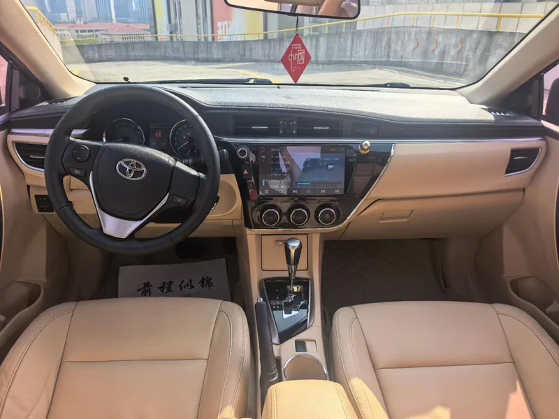 Toyota Corolla 2016 1.6L CVT GL-i Versión genial exterior foto 4 Toyota Corolla 2016 1.6L CVT GL-i Versión genial exterior foto 4