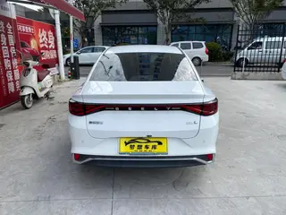 Geely Emgrand L 2022 1.4T CVT Tipo supremo exterior foto 6 Geely Emgrand L 2022 1.4T CVT Tipo supremo exterior foto 6