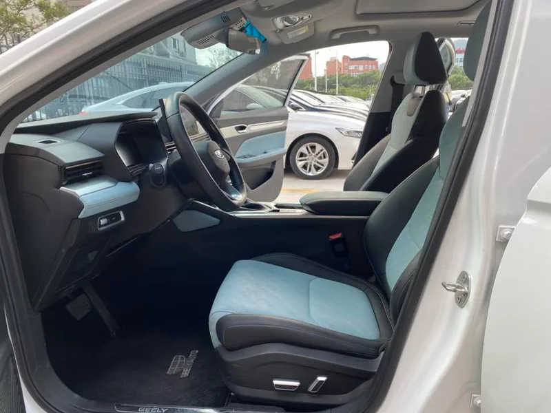 Geely Emgrand L 2022 1.4T CVT Tipo supremo interior foto 9 Geely Emgrand L 2022 1.4T CVT Tipo supremo interior foto 9