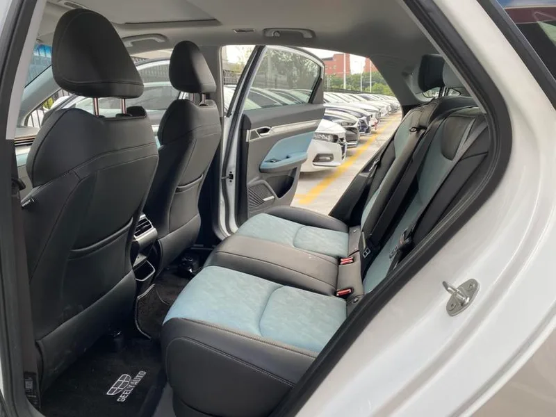Geely Emgrand L 2022 1.4T CVT Tipo supremo interior foto 11 Geely Emgrand L 2022 1.4T CVT Tipo supremo interior foto 11