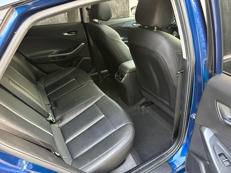 Hyundai Lafesta 2021 280TGDi DCT GLX Versión de élite interior foto 8 Hyundai Lafesta 2021 280TGDi DCT GLX Versión de élite interior foto 8